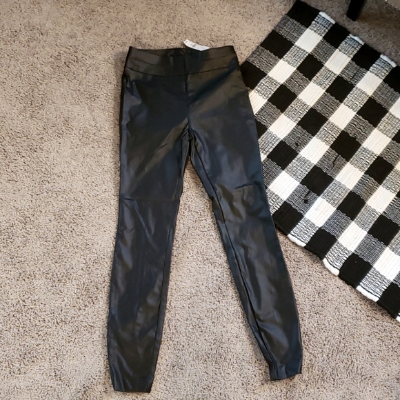 Whitney Faux-Leather High-Waisted Pull-On Slim-Leg - Picture 4 of 5